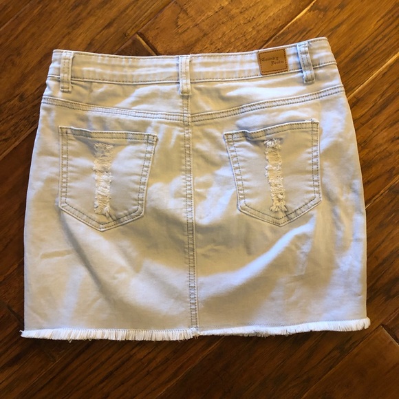 High Waisted Denim Jean Skirt - Picture 3 of 4